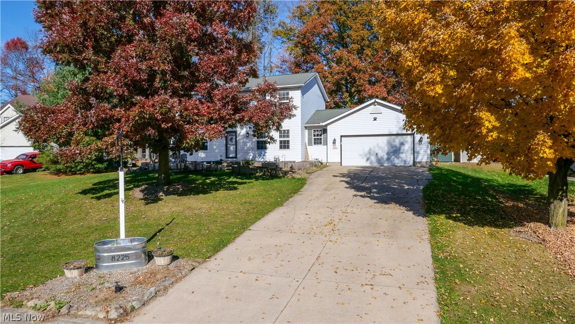 8225 Clover Lane Garrettsville OH 44231