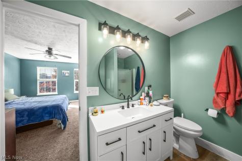 8225 Clover Lane Garrettsville OH 44231