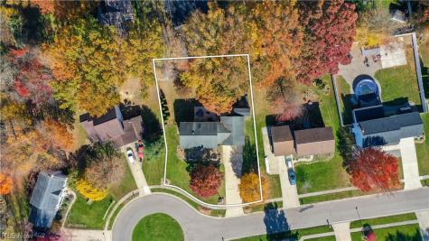 8225 Clover Lane Garrettsville OH 44231