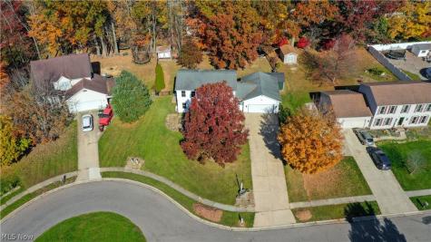 8225 Clover Lane Garrettsville OH 44231