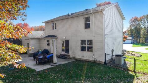 8225 Clover Lane Garrettsville OH 44231
