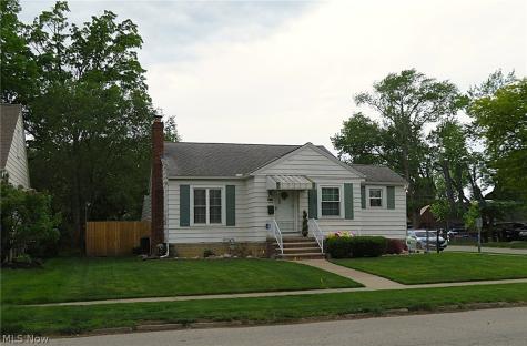 186 Pasadena Avenue Elyria OH 44035