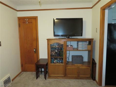 186 Pasadena Avenue Elyria OH 44035