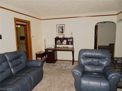 186 Pasadena Avenue Elyria OH 44035