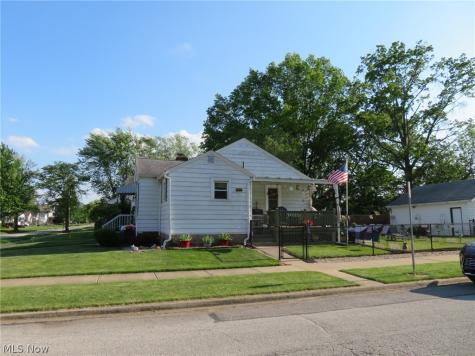186 Pasadena Avenue Elyria OH 44035