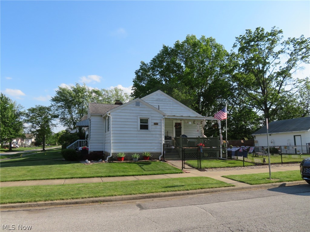 186 Pasadena Avenue Elyria OH 44035