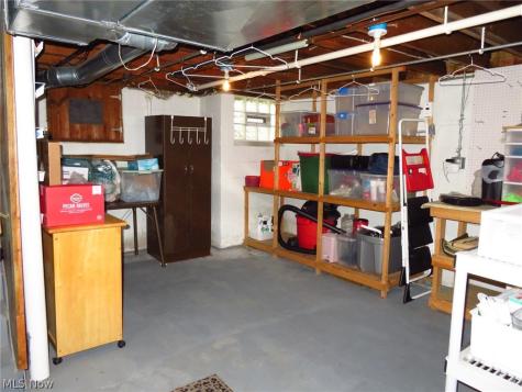 186 Pasadena Avenue Elyria OH 44035