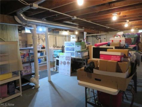 186 Pasadena Avenue Elyria OH 44035