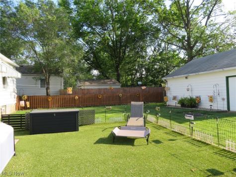 186 Pasadena Avenue Elyria OH 44035