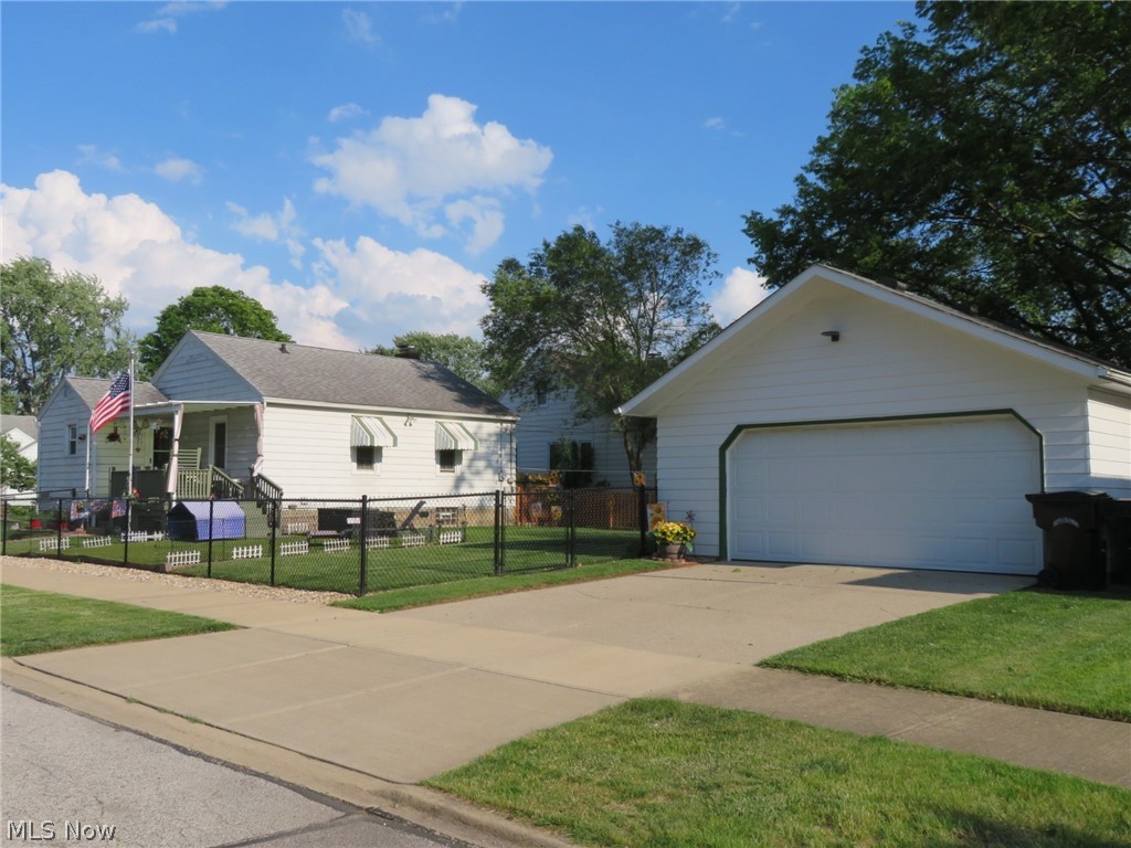 186 Pasadena Avenue Elyria OH 44035