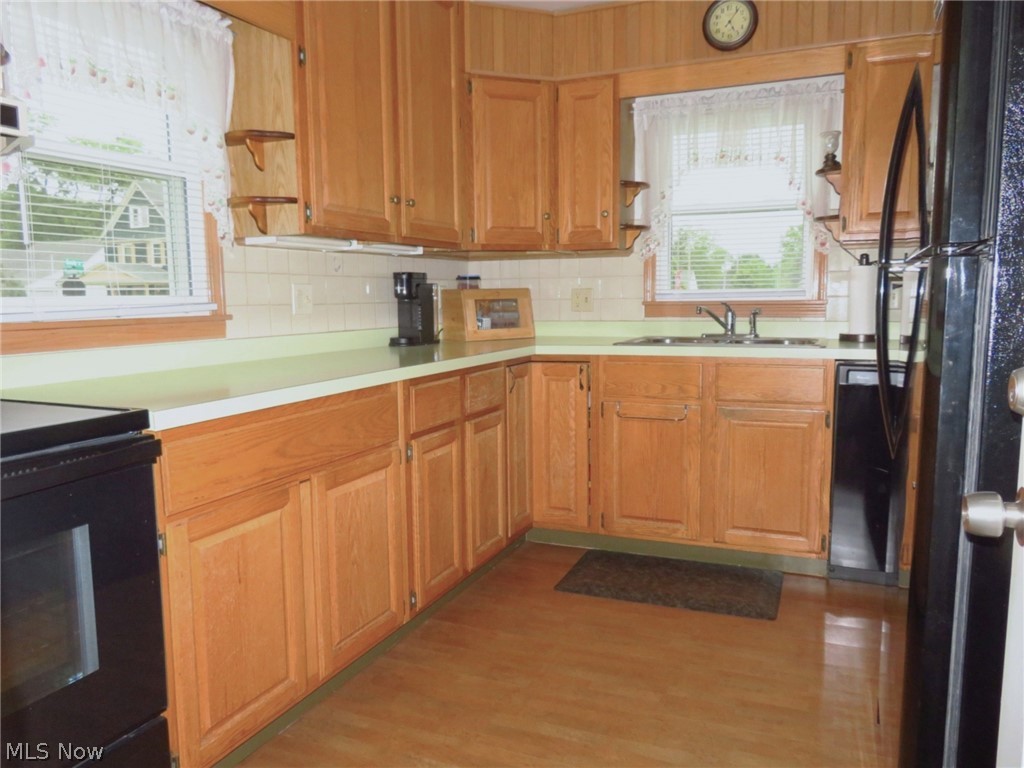 186 Pasadena Avenue Elyria OH 44035