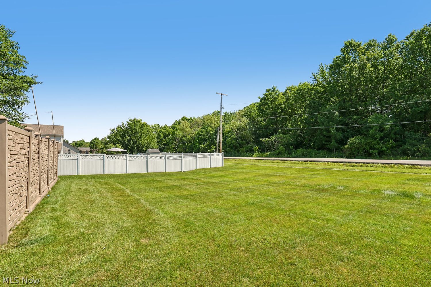 6563 N Carolina Drive Youngstown OH 44514