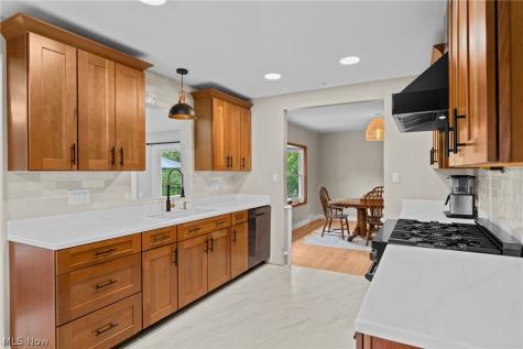 9466 Avery Road Broadview Heights OH 44147