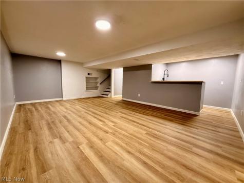 2006 Bridger Road Akron OH 44312