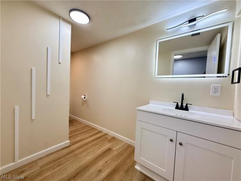 2006 Bridger Road Akron OH 44312
