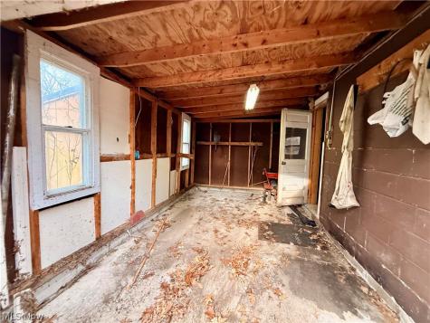 2006 Bridger Road Akron OH 44312