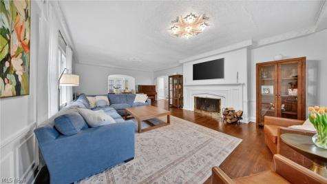 16410 Fernway Road Shaker Heights OH 44120