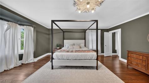 16410 Fernway Road Shaker Heights OH 44120