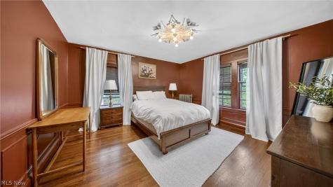 16410 Fernway Road Shaker Heights OH 44120