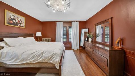 16410 Fernway Road Shaker Heights OH 44120