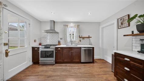 16410 Fernway Road Shaker Heights OH 44120