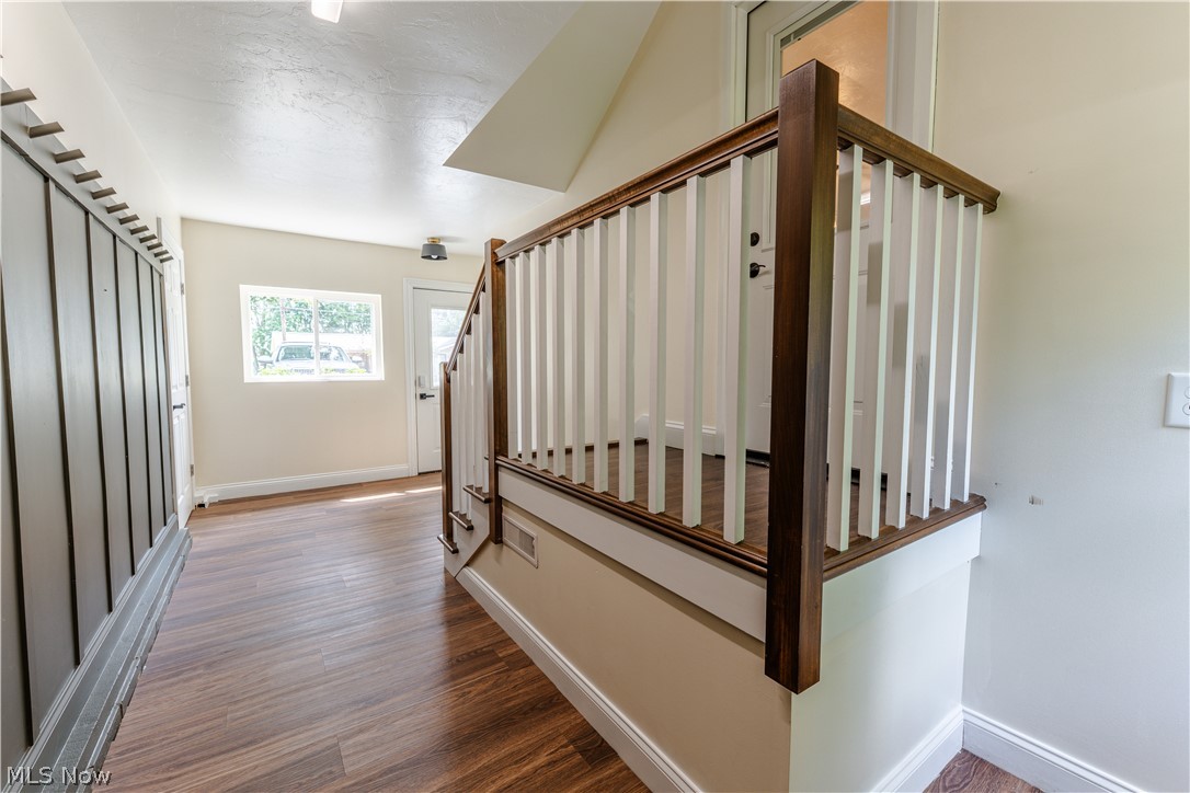 347 Bahlor St SW Sugarcreek OH 44681