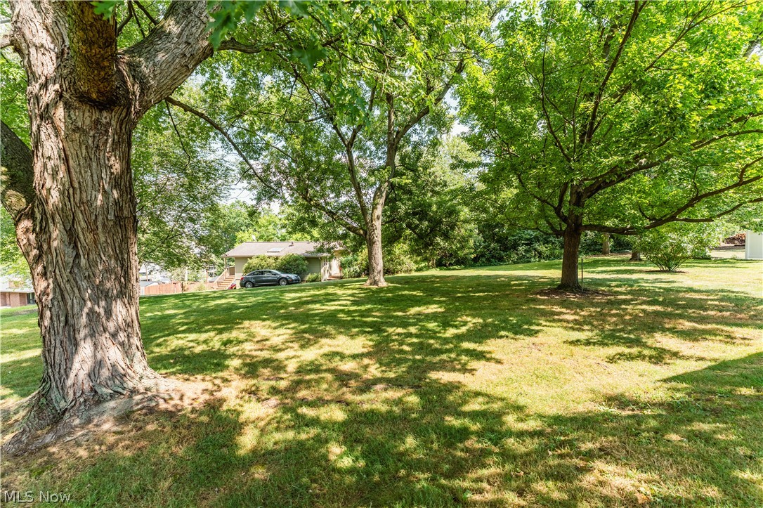 347 Bahlor St SW Sugarcreek OH 44681