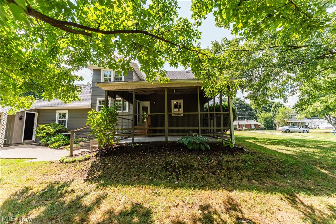 347 Bahlor St SW Sugarcreek OH 44681
