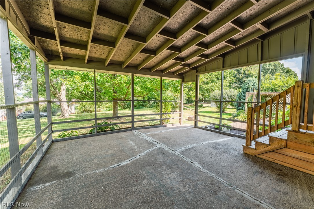 347 Bahlor St SW Sugarcreek OH 44681