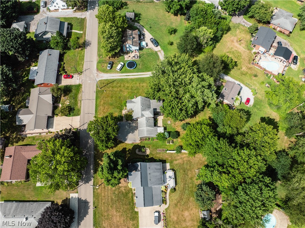 347 Bahlor St SW Sugarcreek OH 44681