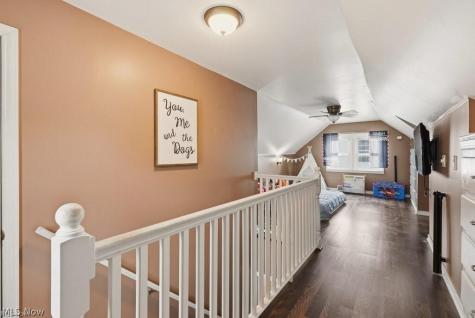 5066 W 6th Street Brooklyn Heights OH 44131