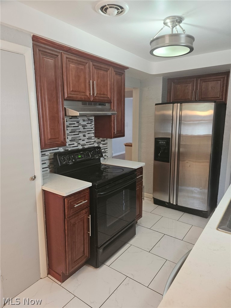 4237 Stonehaven Road South Euclid OH 44121