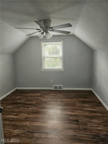 4237 Stonehaven Road South Euclid OH 44121