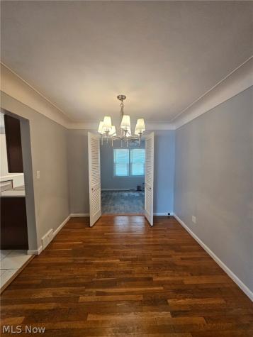 4237 Stonehaven Road South Euclid OH 44121
