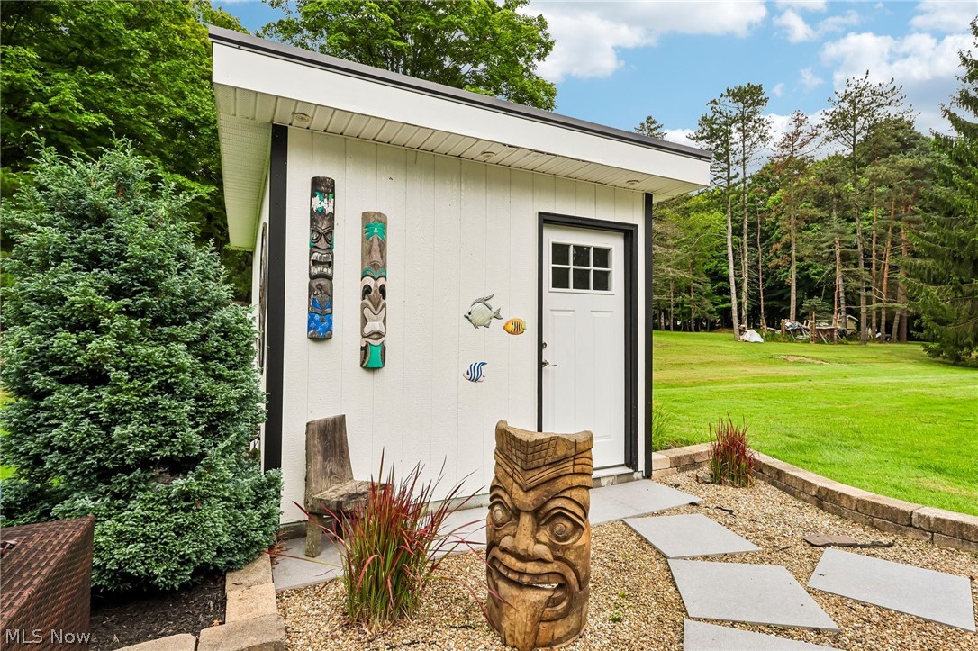 8559 Beacon Hill Drive Chagrin Falls OH 44023
