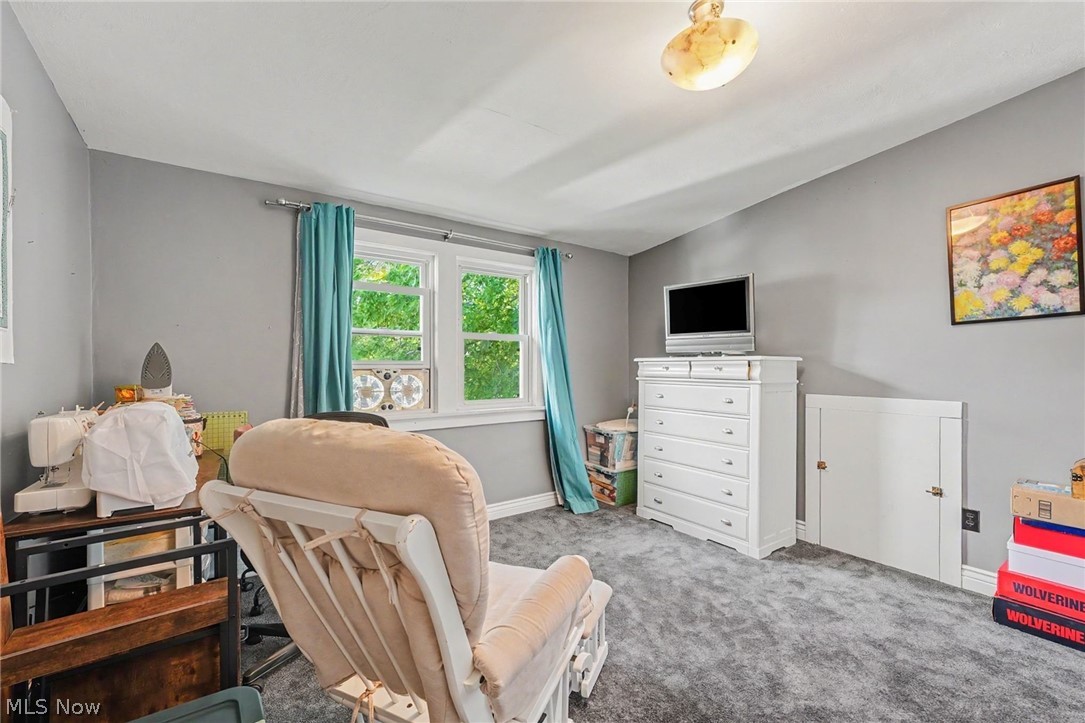 16901 Melgrave Avenue Cleveland OH 44135