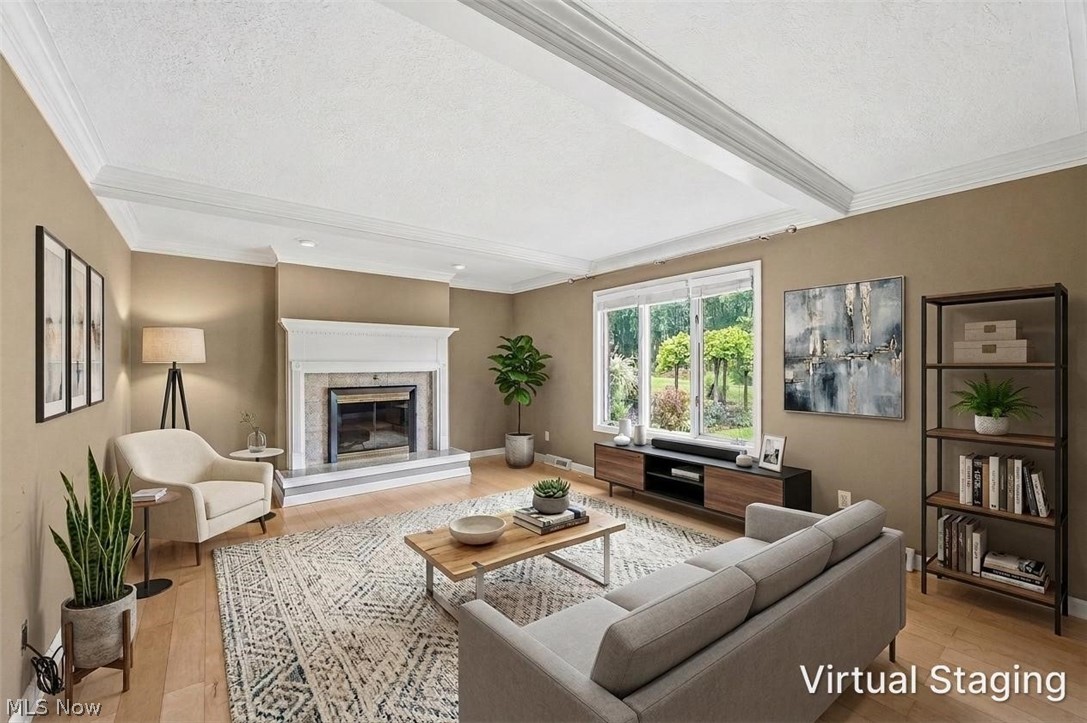 2411 Sucrose Drive Green OH 44312