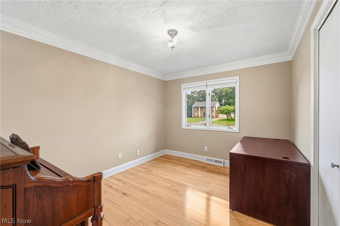 2411 Sucrose Drive Green OH 44312