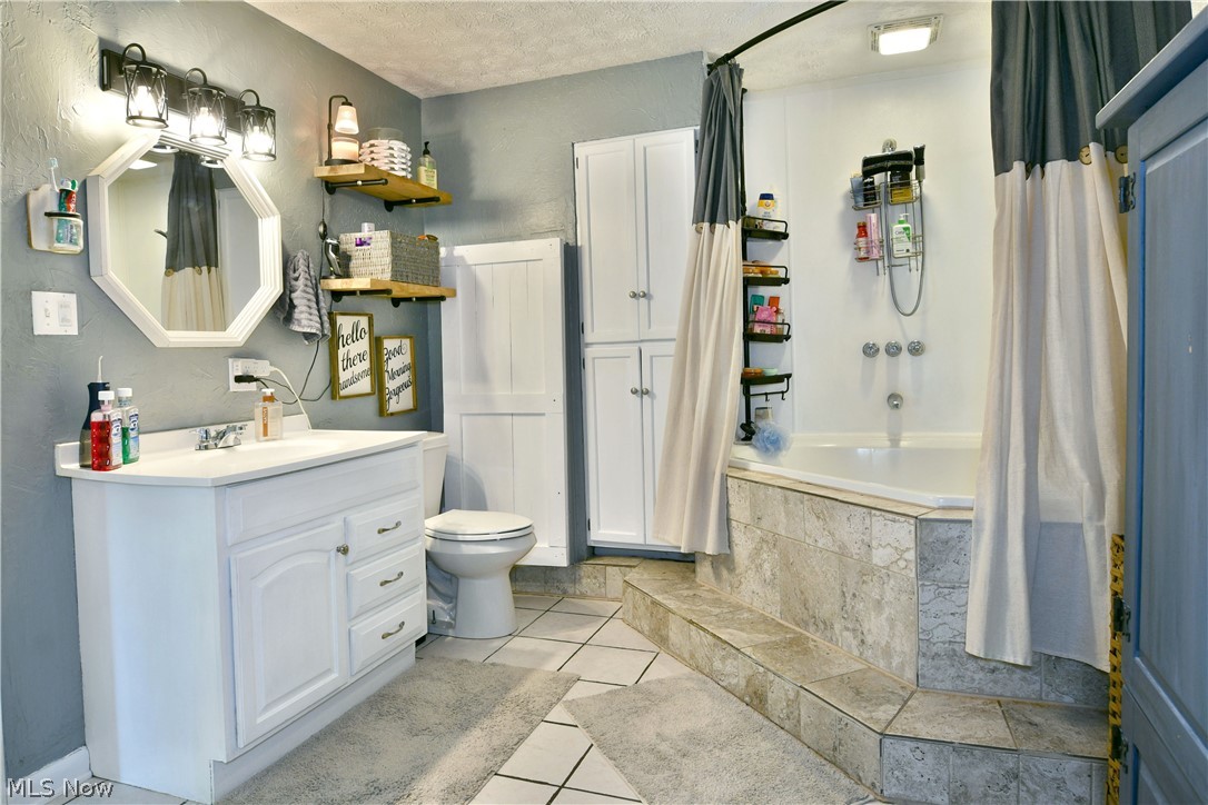 2307 Clyde Street Poland OH 44514