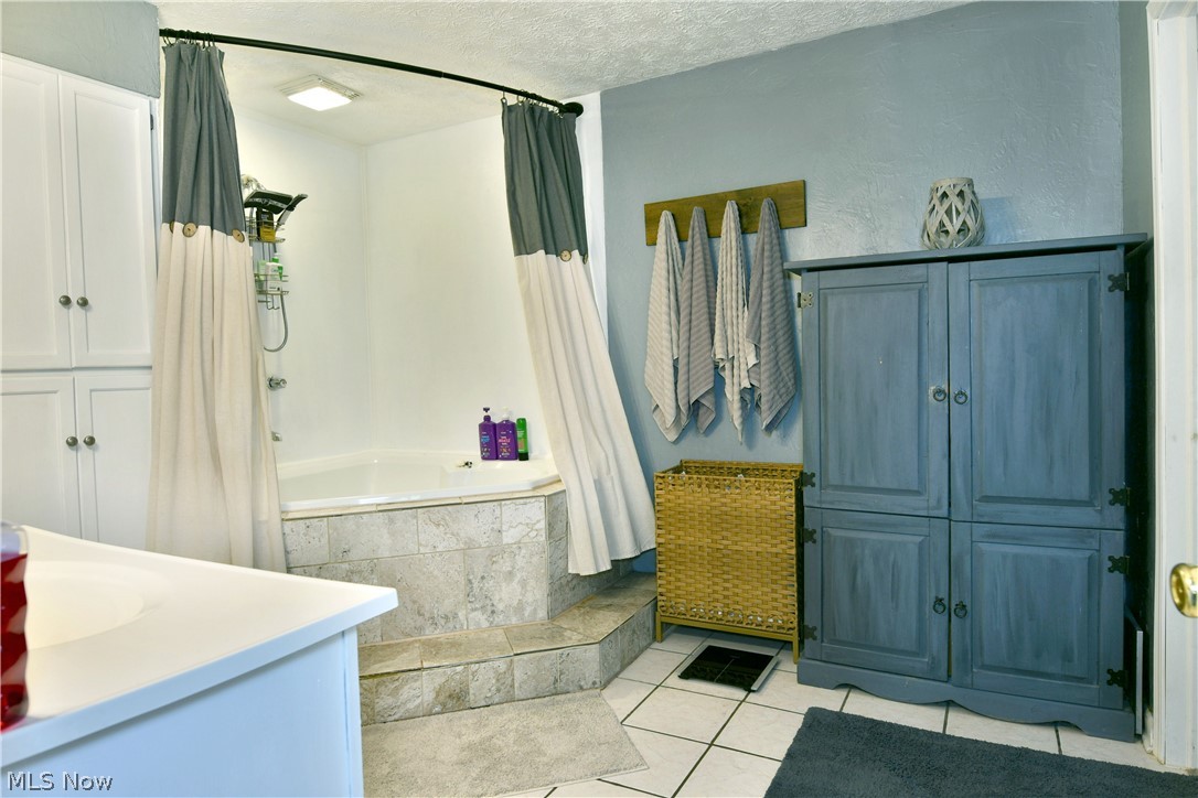 2307 Clyde Street Poland OH 44514