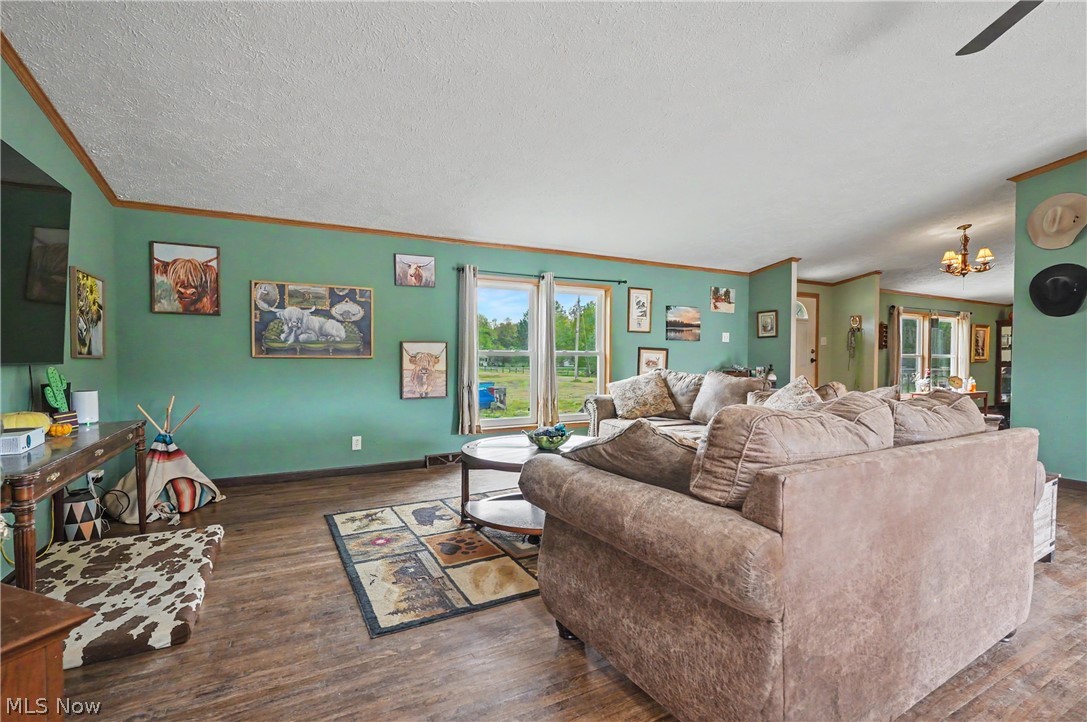 788 State Route 88 NE Bristolville OH 44402