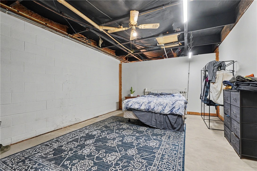 788 State Route 88 NE Bristolville OH 44402