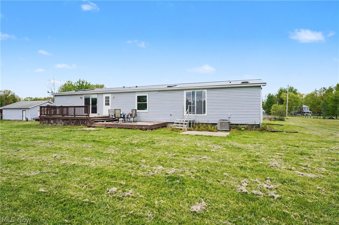 788 State Route 88 NE Bristolville OH 44402