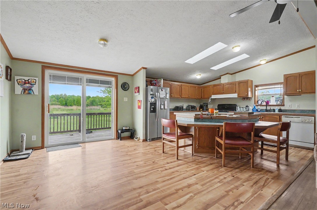 788 State Route 88 NE Bristolville OH 44402
