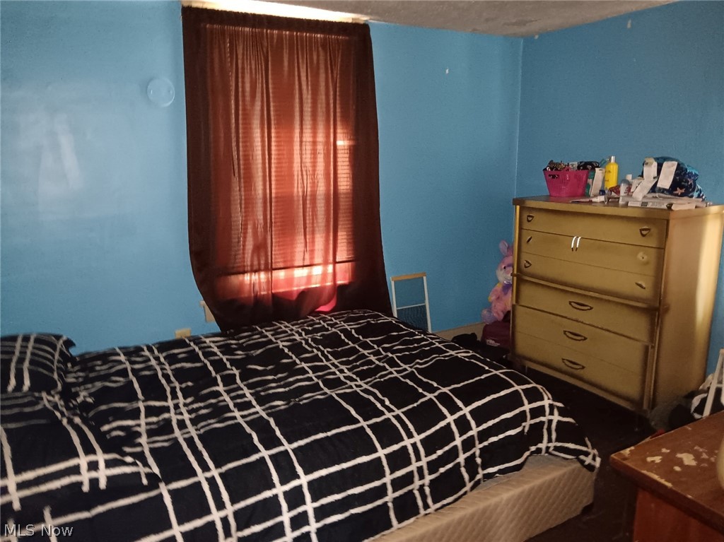 1253 Belle Street SE Warren OH 44484