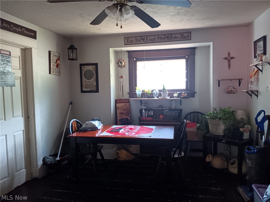 1253 Belle Street SE Warren OH 44484