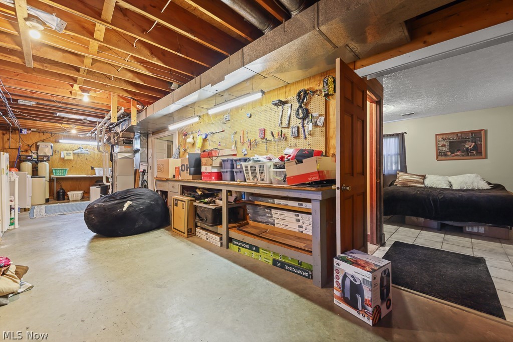 1357 Aberagg Road Atwater OH 44201