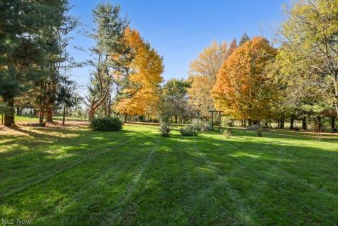 1357 Aberagg Road Atwater OH 44201