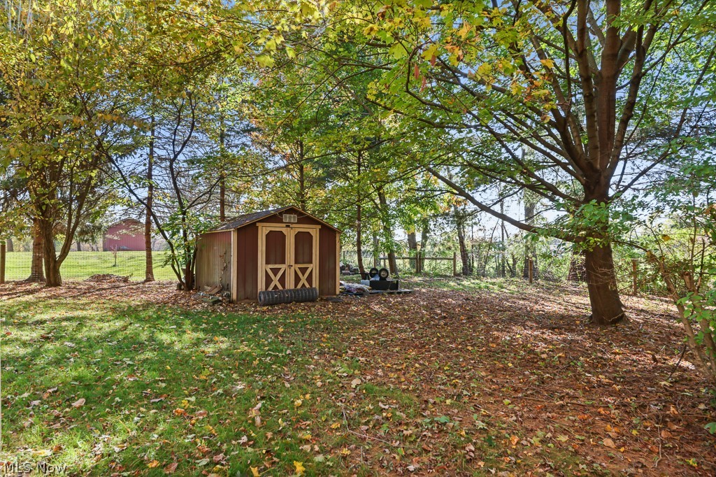 1357 Aberagg Road Atwater OH 44201