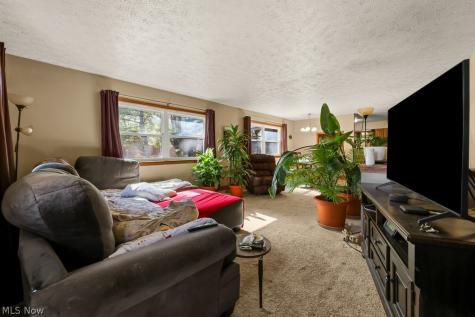 1357 Aberagg Road Atwater OH 44201
